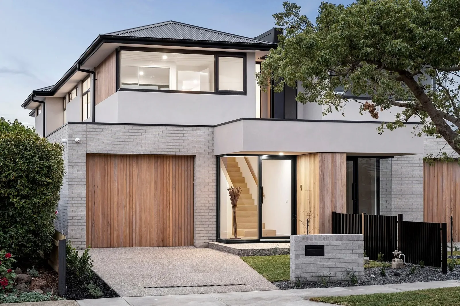 Nyah Street — dual occupancy in Keilor East